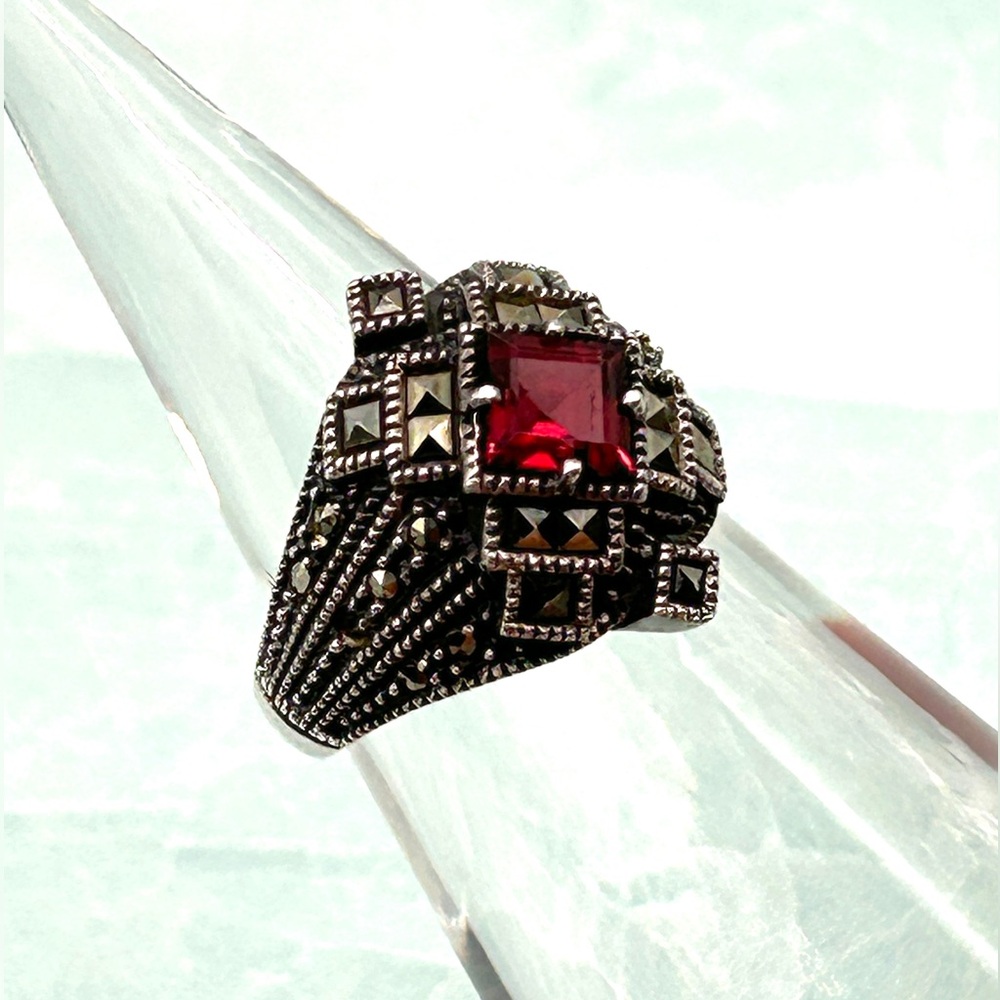 Vintage Judith Jack Sterling Silver Garnet Marcasite Art Deco Style Ring Size 8